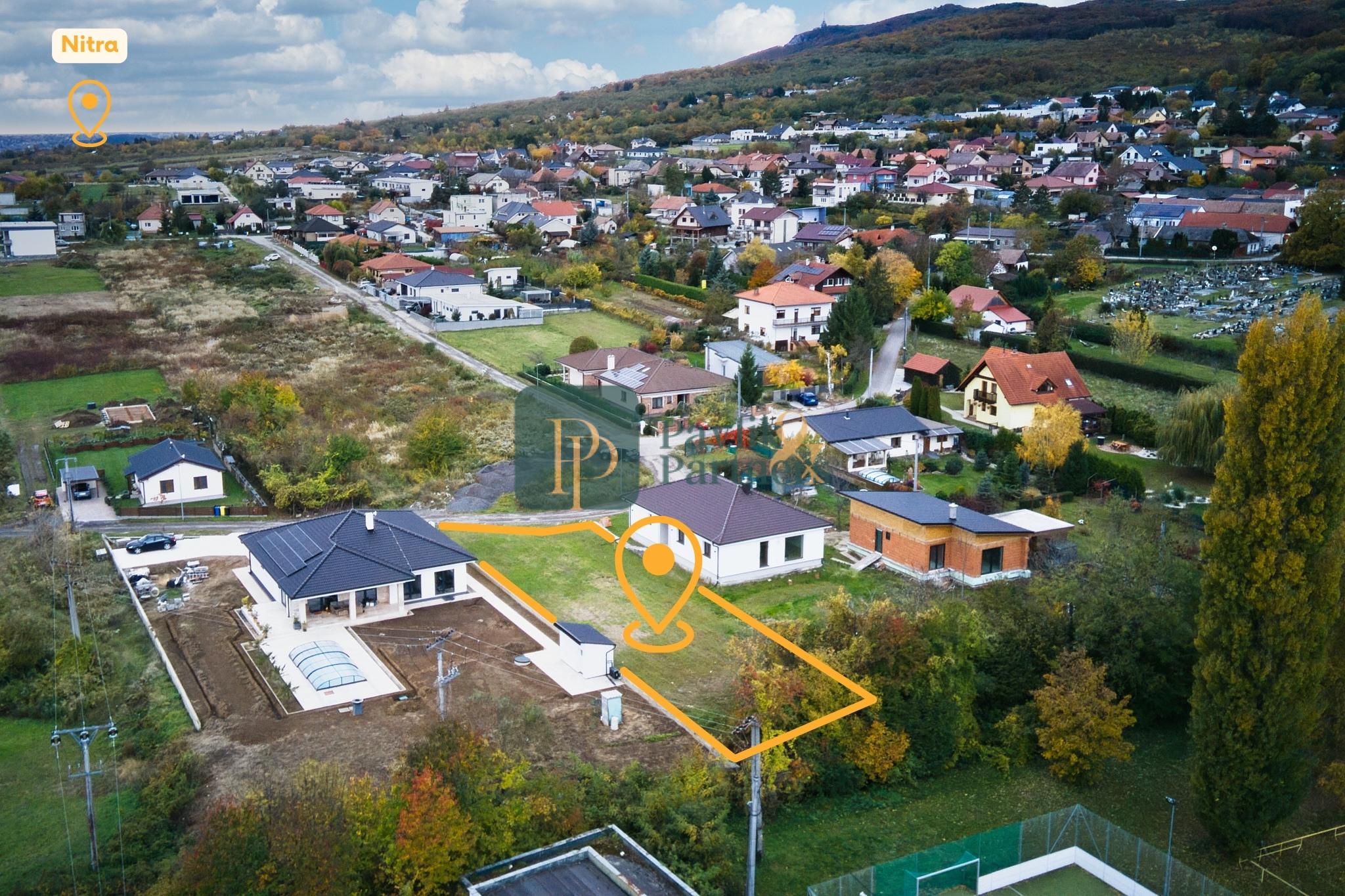 Predaj rovinatý stavebný pozemok, 656 m2, Štitáre
