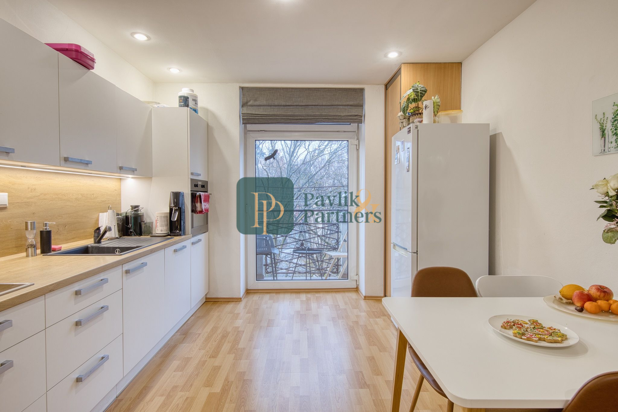 Predaj veľkometrážny 3 izbový byt, 2x kúpeľňa, 2x balkón, tehla