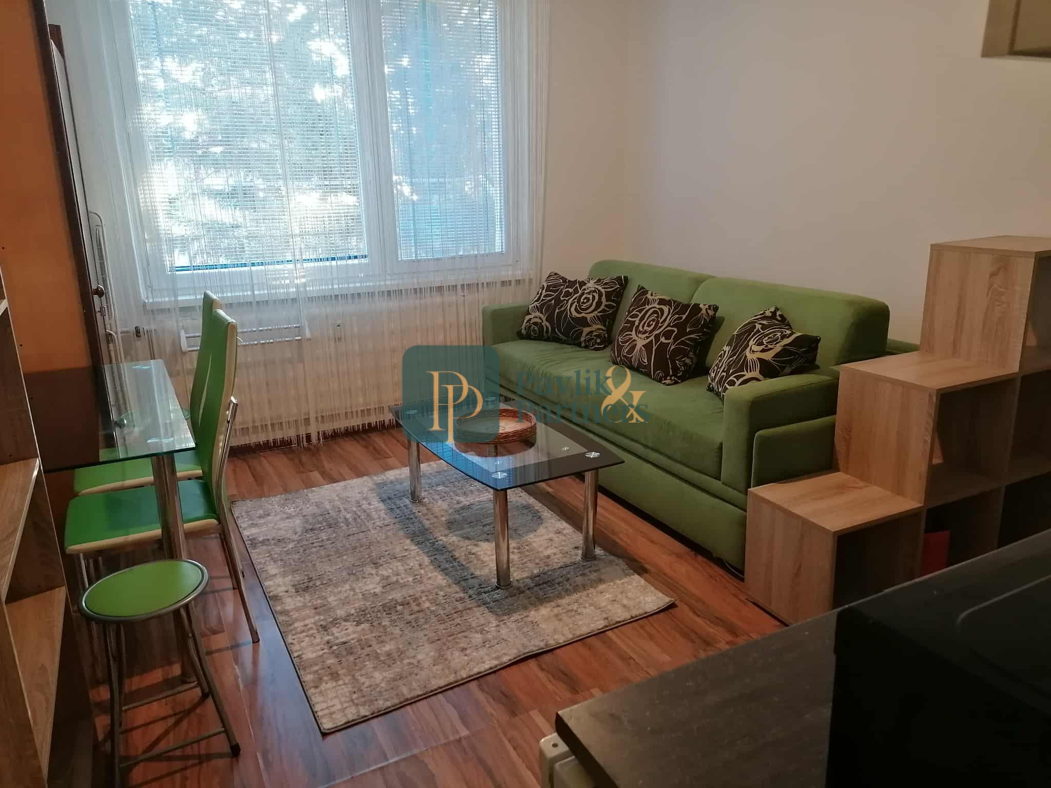 Prenájom zariadená garsónka, Chrenová