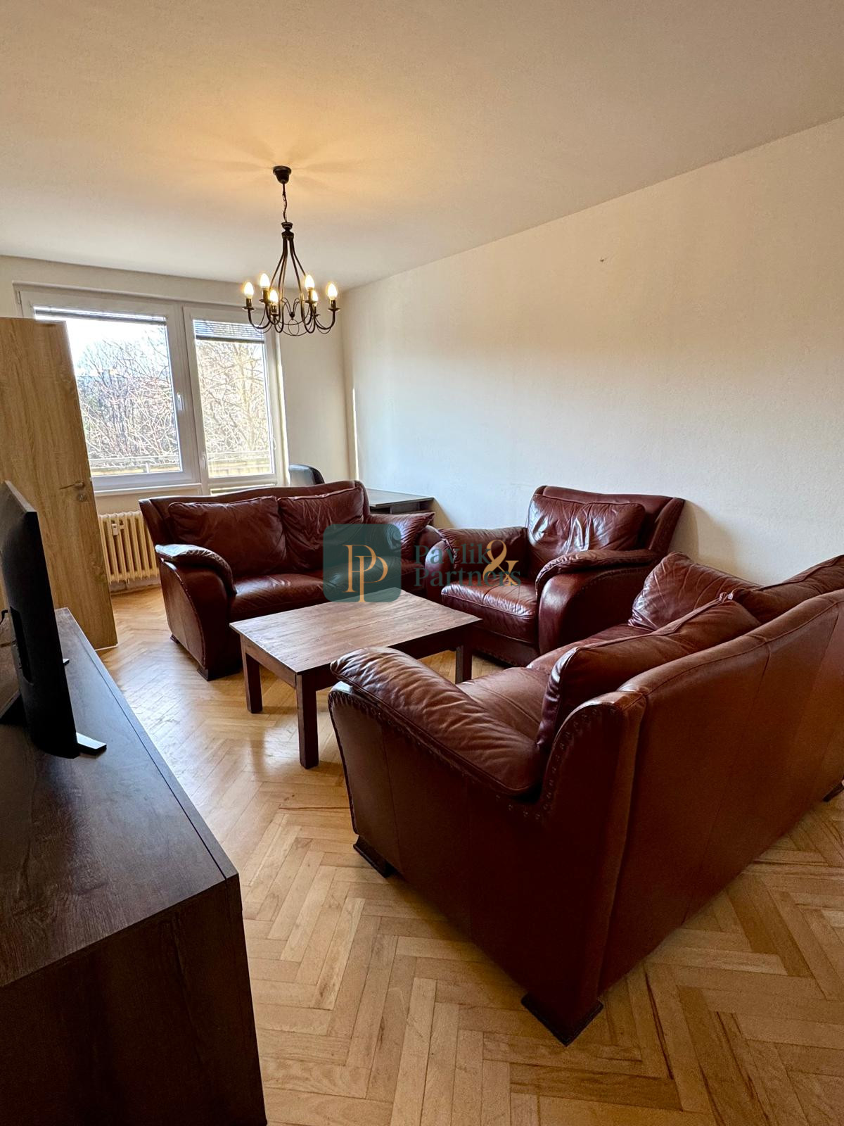 Prenájom 3 izb.byt Chrenová, balkón, zariadený.